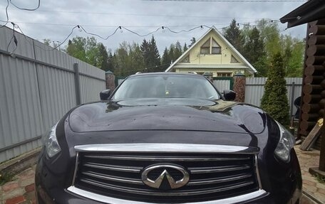 Infiniti QX70, 2015 год, 2 350 000 рублей, 3 фотография