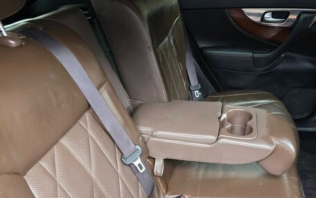 Infiniti QX70, 2015 год, 2 350 000 рублей, 19 фотография