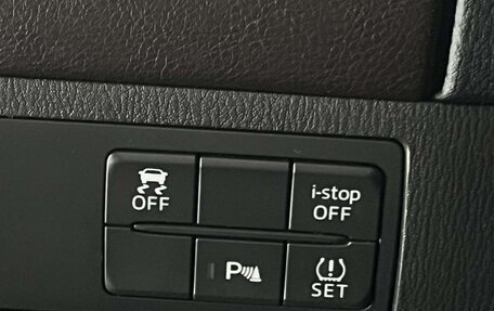 Mazda 6, 2018 год, 2 400 000 рублей, 13 фотография