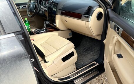 Volkswagen Touareg III, 2007 год, 970 000 рублей, 2 фотография