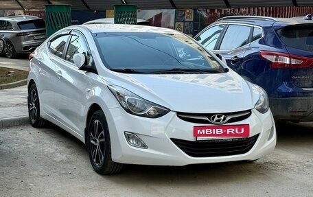 Hyundai Elantra V, 2013 год, 1 140 000 рублей, 2 фотография
