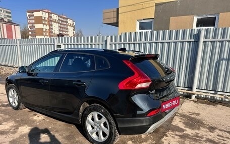 Volvo V40 II рестайлинг, 2017 год, 1 350 000 рублей, 4 фотография