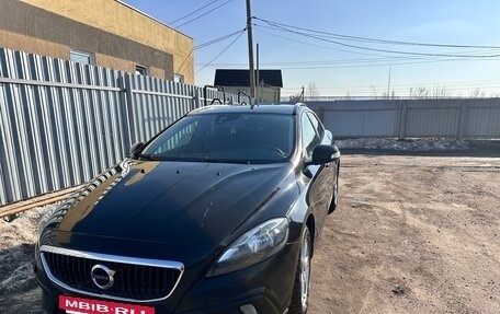Volvo V40 II рестайлинг, 2017 год, 1 350 000 рублей, 2 фотография