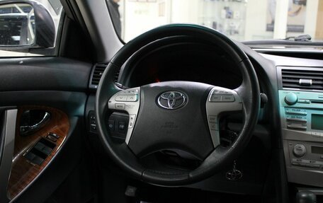 Toyota Camry, 2009 год, 1 090 000 рублей, 10 фотография