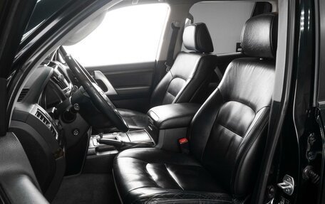 Toyota Land Cruiser 200, 2013 год, 4 769 000 рублей, 10 фотография