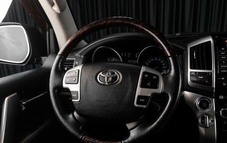 Toyota Land Cruiser 200, 2013 год, 4 769 000 рублей, 13 фотография