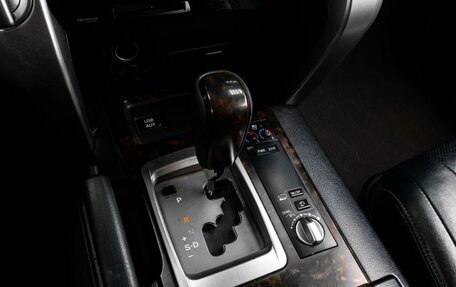 Toyota Land Cruiser 200, 2013 год, 4 769 000 рублей, 19 фотография