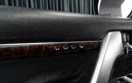 Toyota Land Cruiser 200, 2013 год, 4 769 000 рублей, 26 фотография