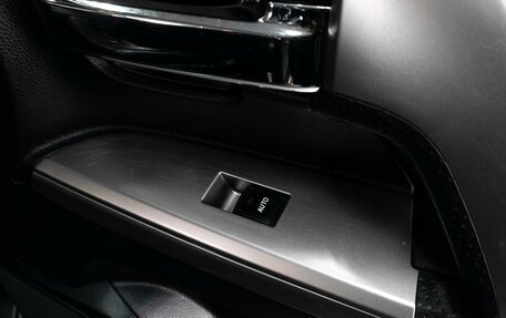 Toyota Land Cruiser 200, 2013 год, 4 769 000 рублей, 29 фотография