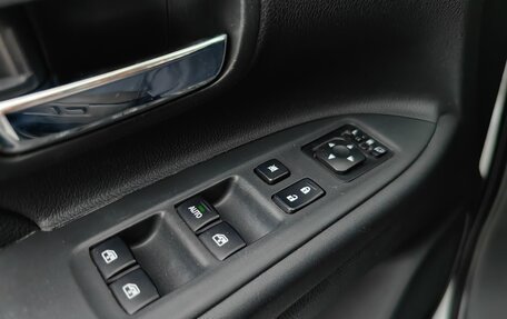 Mitsubishi Outlander III рестайлинг 3, 2015 год, 1 550 000 рублей, 24 фотография