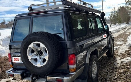 Toyota Land Cruiser 70, 2013 год, 7 000 000 рублей, 3 фотография