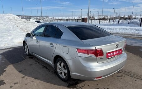 Toyota Avensis III рестайлинг, 2009 год, 850 000 рублей, 4 фотография