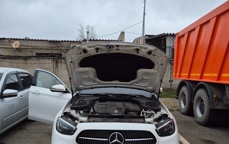 Mercedes-Benz E-Класс, 2022 год, 4 420 000 рублей, 7 фотография