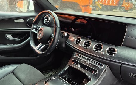 Mercedes-Benz E-Класс, 2022 год, 4 420 000 рублей, 18 фотография