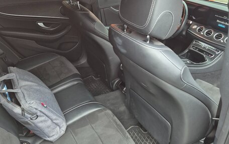 Mercedes-Benz E-Класс, 2022 год, 4 420 000 рублей, 19 фотография