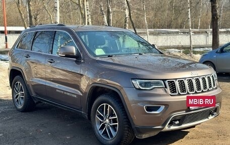 Jeep Grand Cherokee, 2018 год, 2 900 000 рублей, 3 фотография