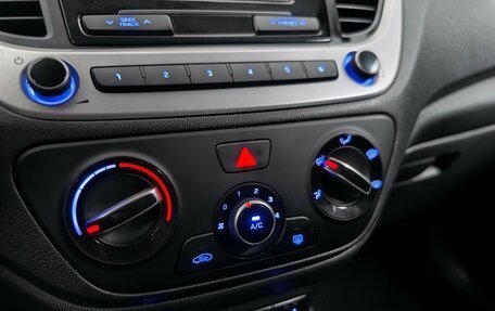 Hyundai Solaris II рестайлинг, 2018 год, 1 159 000 рублей, 14 фотография