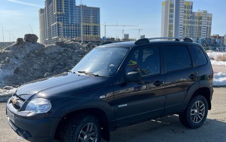 Chevrolet Niva I рестайлинг, 2011 год, 430 000 рублей, 3 фотография