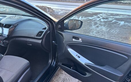 Hyundai Solaris II рестайлинг, 2013 год, 1 150 000 рублей, 13 фотография