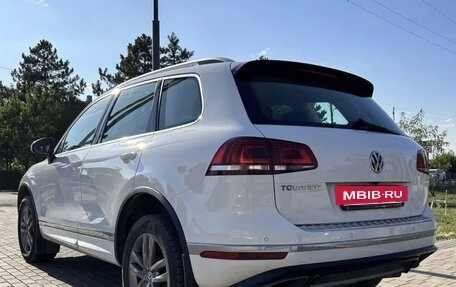 Volkswagen Touareg III, 2016 год, 3 300 000 рублей, 3 фотография