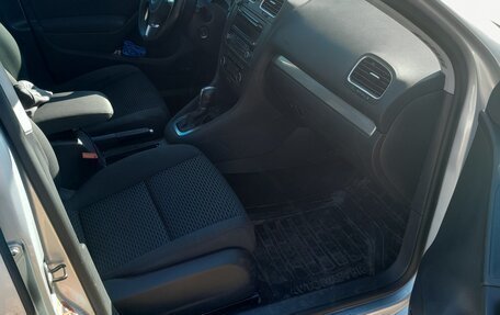 Volkswagen Golf VI, 2011 год, 670 000 рублей, 10 фотография