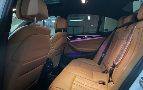 BMW 5 серия, 2022 год, 5 500 000 рублей, 15 фотография