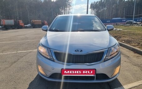 KIA Rio III рестайлинг, 2011 год, 560 000 рублей, 2 фотография