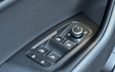 Volkswagen Touareg III, 2019 год, 6 300 000 рублей, 10 фотография