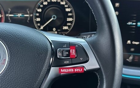 Volkswagen Touareg III, 2019 год, 6 300 000 рублей, 14 фотография