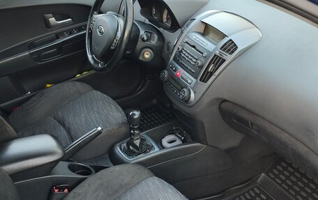 KIA cee'd I рестайлинг, 2009 год, 790 000 рублей, 13 фотография