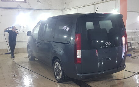 Hyundai Staria, 2021 год, 5 100 000 рублей, 4 фотография