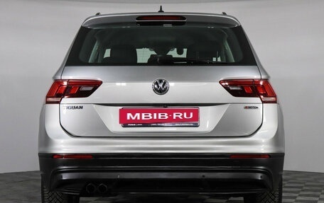 Volkswagen Tiguan II, 2020 год, 2 799 000 рублей, 6 фотография