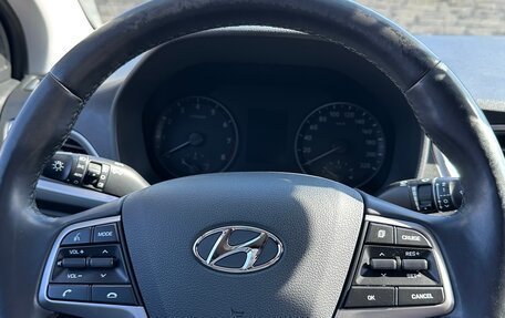 Hyundai Solaris II рестайлинг, 2017 год, 1 540 000 рублей, 5 фотография