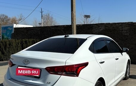 Hyundai Solaris II рестайлинг, 2017 год, 1 540 000 рублей, 15 фотография