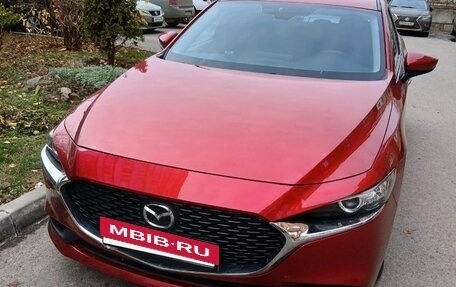 Mazda 3, 2021 год, 1 900 000 рублей, 6 фотография