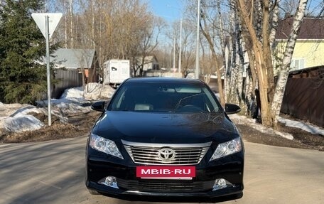 Toyota Camry, 2013 год, 1 280 000 рублей, 2 фотография