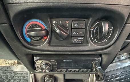 Nissan Almera, 2004 год, 99 000 рублей, 13 фотография