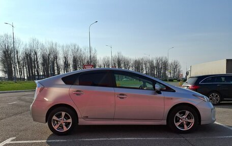 Toyota Prius, 2012 год, 1 150 000 рублей, 4 фотография