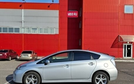 Toyota Prius, 2012 год, 1 150 000 рублей, 3 фотография