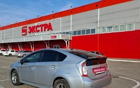Toyota Prius, 2012 год, 1 150 000 рублей, 5 фотография