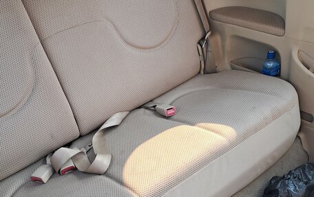 Toyota Porte II, 2004 год, 400 000 рублей, 3 фотография