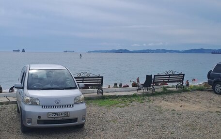 Toyota Porte II, 2004 год, 400 000 рублей, 2 фотография