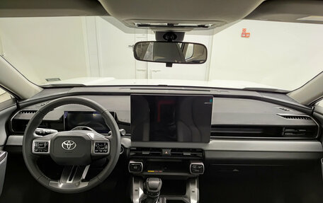 Toyota RAV4, 2026 год, 4 900 000 рублей, 18 фотография