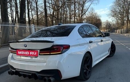 BMW 5 серия, 2021 год, 5 300 000 рублей, 5 фотография