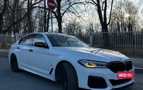 BMW 5 серия, 2021 год, 5 300 000 рублей, 3 фотография
