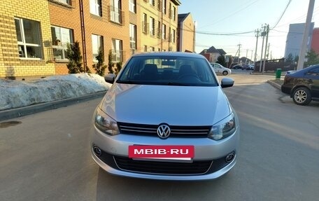 Volkswagen Polo VI (EU Market), 2012 год, 799 000 рублей, 2 фотография