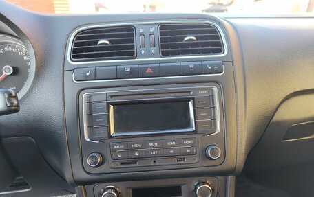 Volkswagen Polo VI (EU Market), 2012 год, 799 000 рублей, 21 фотография