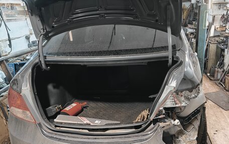 Hyundai Solaris II рестайлинг, 2010 год, 500 000 рублей, 5 фотография