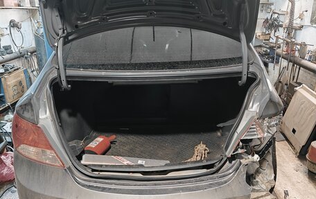 Hyundai Solaris II рестайлинг, 2010 год, 500 000 рублей, 4 фотография