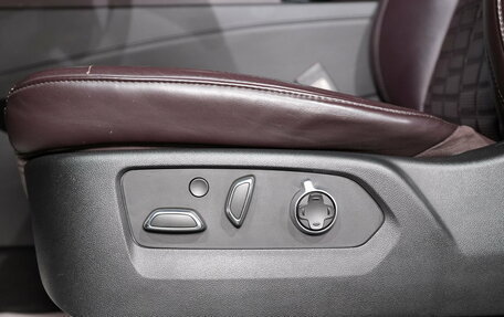 Cadillac Escalade V, 2023 год, 10 700 000 рублей, 11 фотография